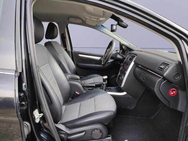MERCEDES-BENZ B 150 usata, con Chiusura centralizzata