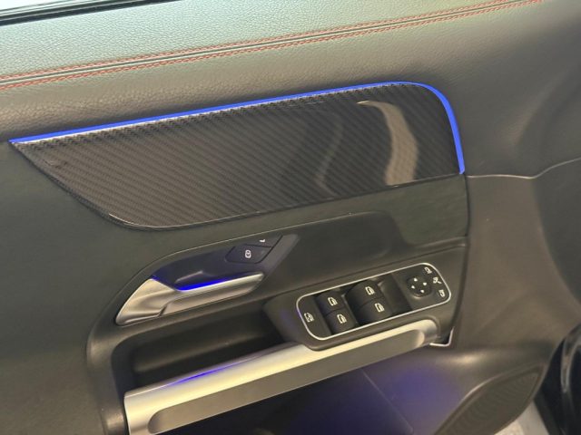 MERCEDES-BENZ GLB 200 usata, con Sensore di pioggia