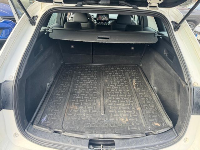 TOYOTA Corolla usata, con Volante in pelle