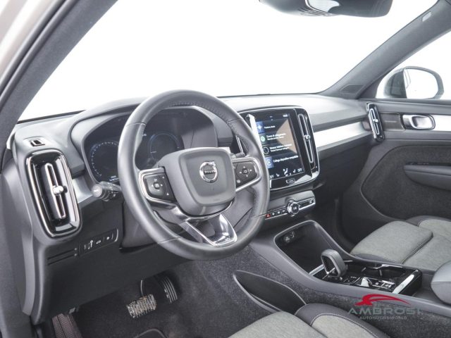 VOLVO XC40 usata 7