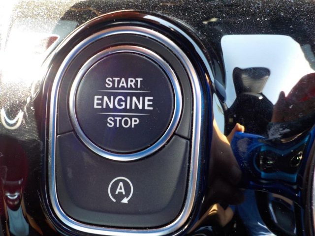 MERCEDES-BENZ CLA 200 usata, con Sensore di luce