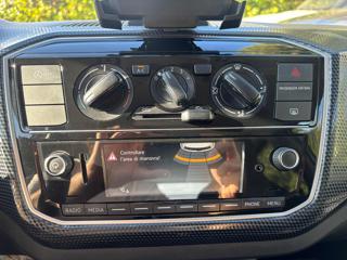 VOLKSWAGEN up! usata, con ESP