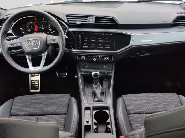 AUDI Q3 usata, con Autoradio