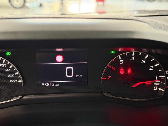 PEUGEOT 2008 usata, con Sensori di parcheggio posteriori