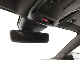 PEUGEOT 308 usata, con Leve al volante