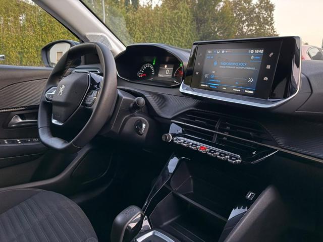 PEUGEOT 208 usata, con Autoradio