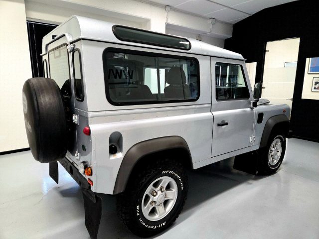 LAND ROVER Defender usata, con Chiusura centralizzata