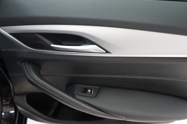 BMW 520 usata, con Hill holder