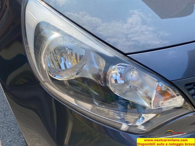 KIA Rio usata, con Bluetooth