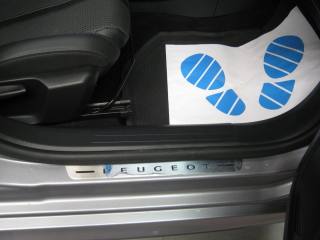 PEUGEOT 208 usata, con Bracciolo