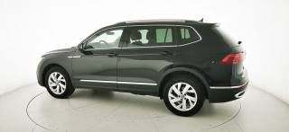 VOLKSWAGEN Tiguan Allspace usata, con Frenata d