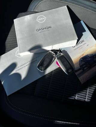 NISSAN Qashqai usata, con Fari LED