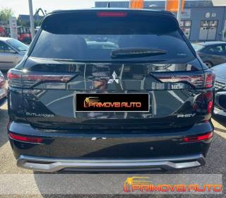 MITSUBISHI Outlander usata, con Controllo trazione