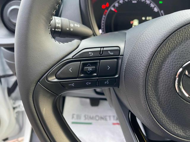 TOYOTA Aygo X usata, con USB