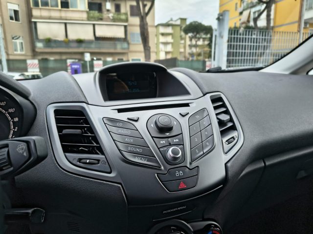FORD Fiesta usata, con Chiusura centralizzata