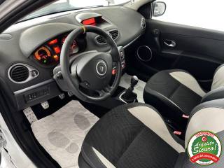 RENAULT Clio usata, con Chiusura centralizzata
