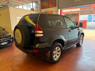 TOYOTA Land Cruiser usata, con Cerchi in lega