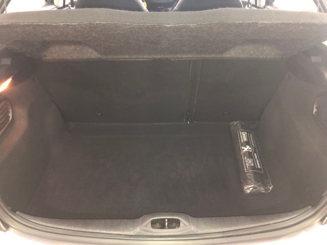 PEUGEOT 208 usata, con Chiusura centralizzata