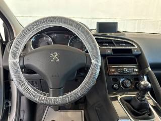 PEUGEOT 3008 usata, con Sensore di luce
