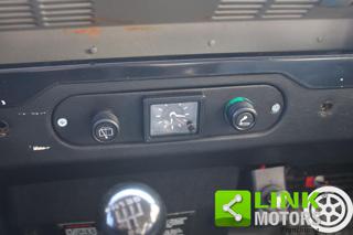 LAND ROVER Defender usata 14