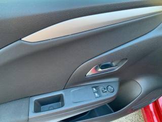 OPEL Corsa usata, con Airbag testa
