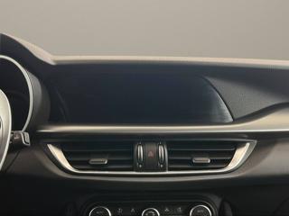 ALFA ROMEO Stelvio usata, con Sistema di navigazione