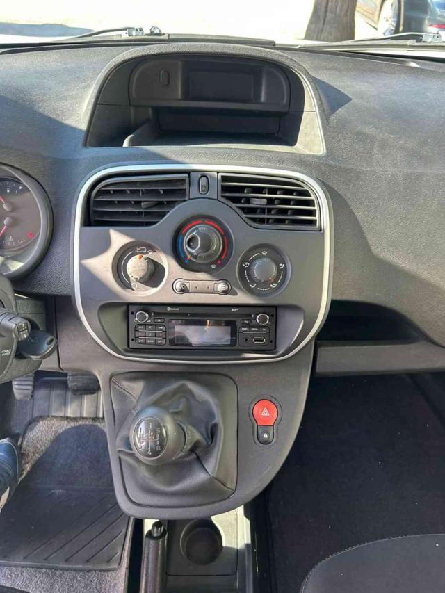 RENAULT Kangoo usata, con Lettore CD