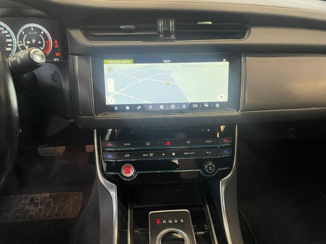 JAGUAR XF usata, con Fari Xenon