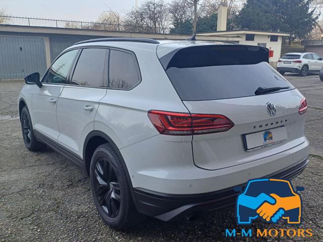 VOLKSWAGEN Touareg usata, con Boardcomputer