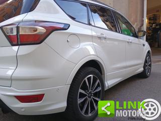FORD Kuga usata, con Fari LED