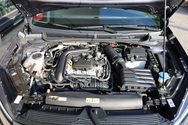 VOLKSWAGEN Taigo usata 107