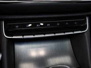 MG EHS usata, con Touch screen