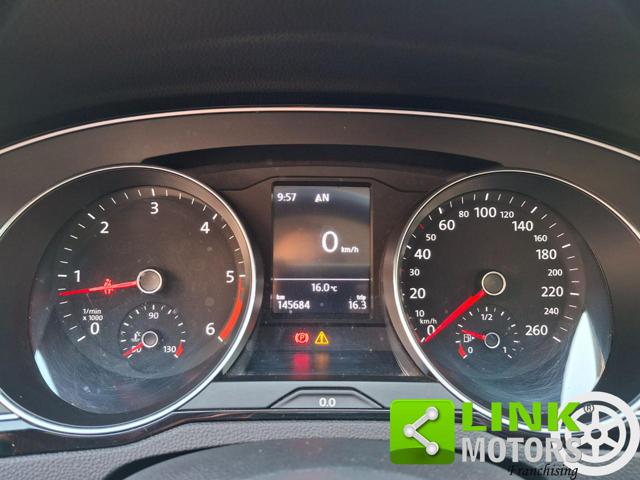 VOLKSWAGEN Passat Variant usata, con Autoradio
