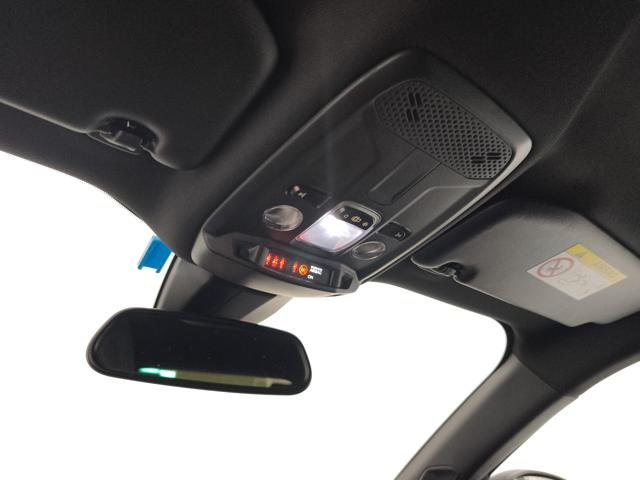 PEUGEOT 2008 usata, con USB