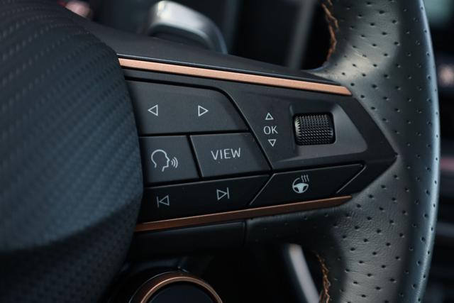 SEAT Leon usata, con Volante multifunzione