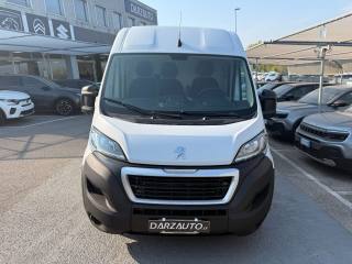 PEUGEOT Boxer usata, con Airbag