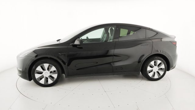 TESLA Model Y usata, con Sedile posteriore sdoppiato