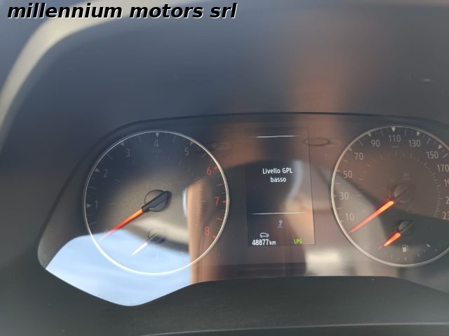 RENAULT Captur usata, con Controllo trazione