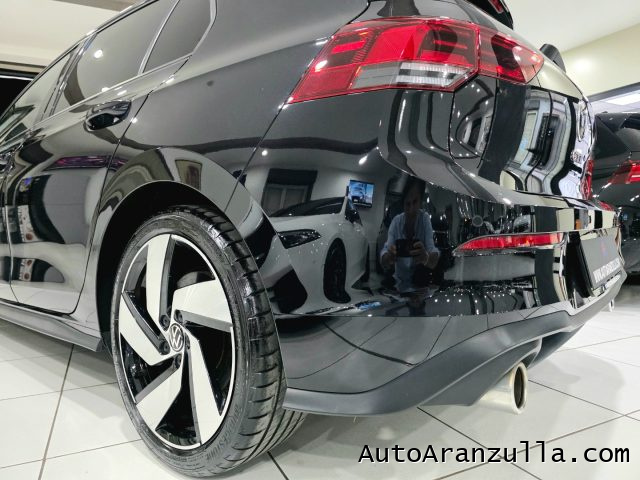 VOLKSWAGEN Golf usata, con Fari LED