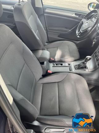 VOLKSWAGEN Golf Variant usata, con Specchietti laterali elettrici
