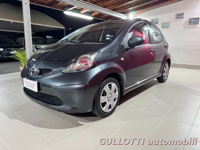 TOYOTA Aygo usata, con Airbag laterali