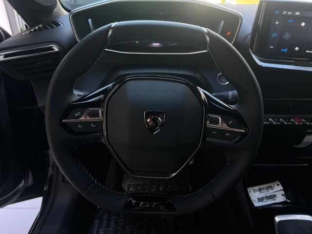 PEUGEOT 208 usata, con Sensori di parcheggio anteriori