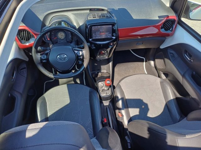 TOYOTA Aygo usata 18