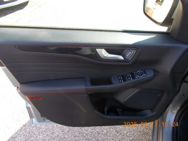 FORD Kuga usata, con Sistema di navigazione