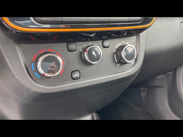 DACIA Spring usata, con Touch screen