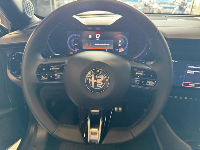 ALFA ROMEO Junior usata, con Cerchi in lega