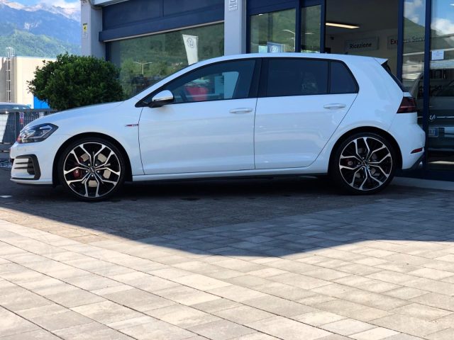 VOLKSWAGEN Golf GTI usata, con Boardcomputer