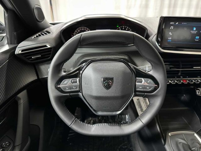 PEUGEOT 2008 usata, con Autoradio digitale