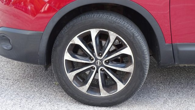 NISSAN Qashqai usata, con Volante in pelle