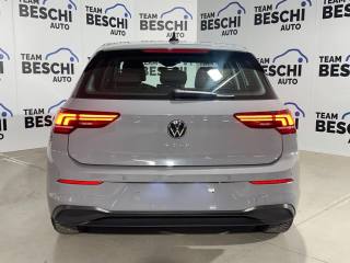 VOLKSWAGEN Golf usata, con Controllo automatico clima